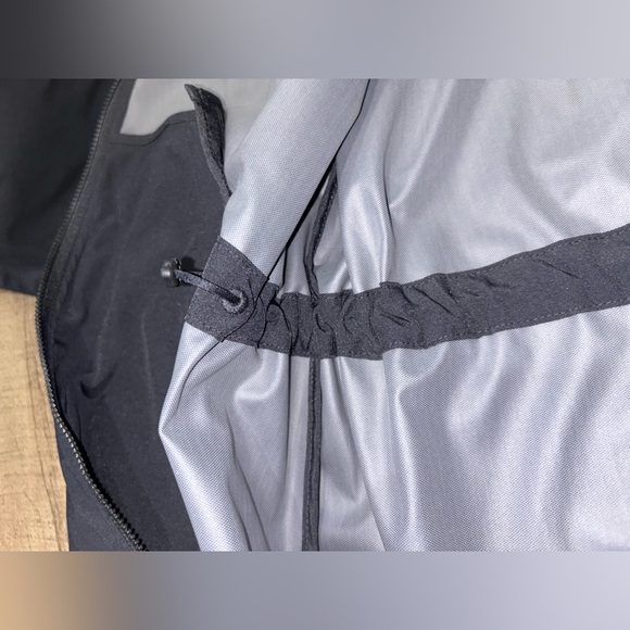 NEW BALANCE | WOMENS FULL ZIP JACKET |
HOOD | CINCH WAIST | LG | - Picture 12 of 15